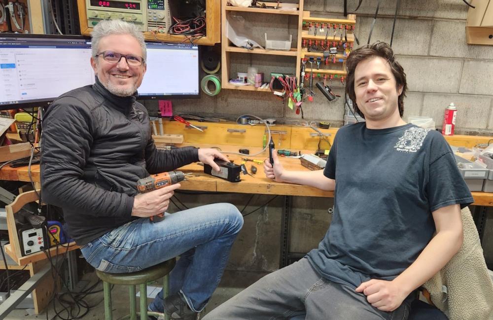 Learning Repair and Troubleshooting from the Best