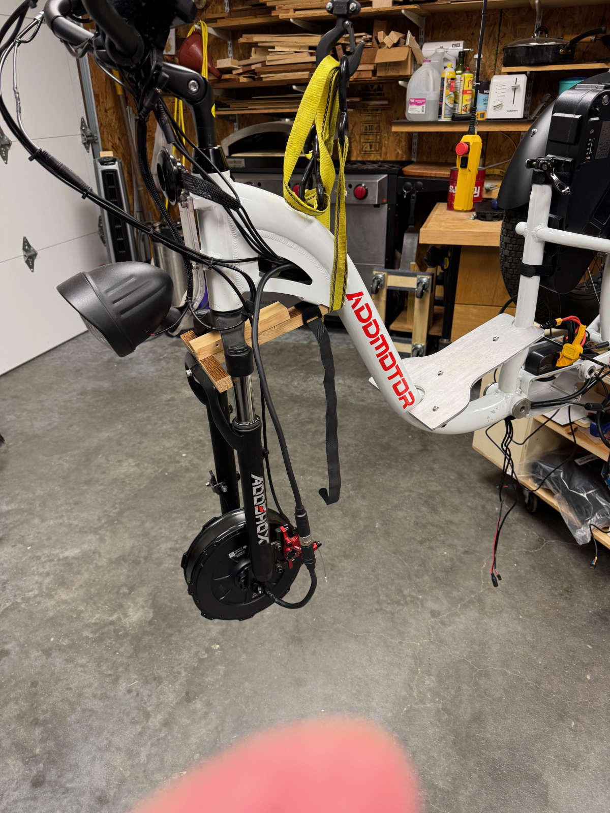 Grin provided the spokes and 24 inch fat rim.. This was the first time I ever laced a wheel, but with Roberts wheel buld video it was a fun part of adding the front motor..