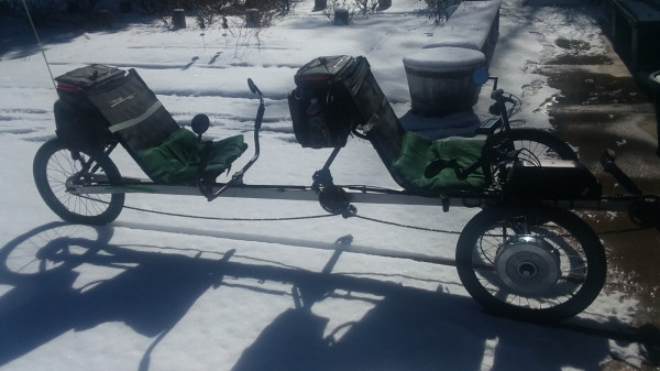 Grin all axle hub on TerraTrike Rover tandem