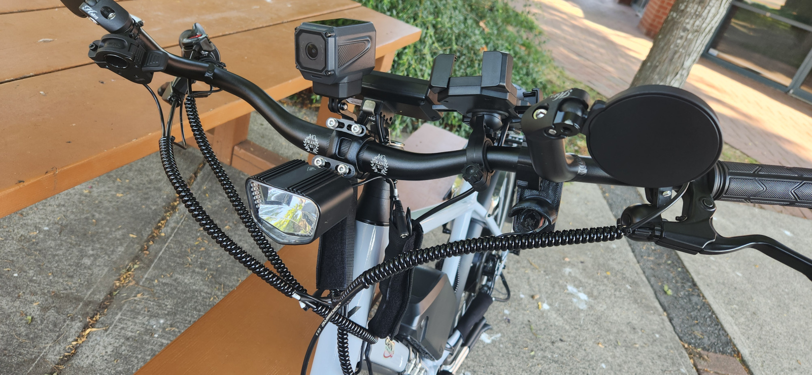 Having the dash cam adds peace of mind, plus I don't have to worry about its battery because it charges straight from the e-bike's battery.
