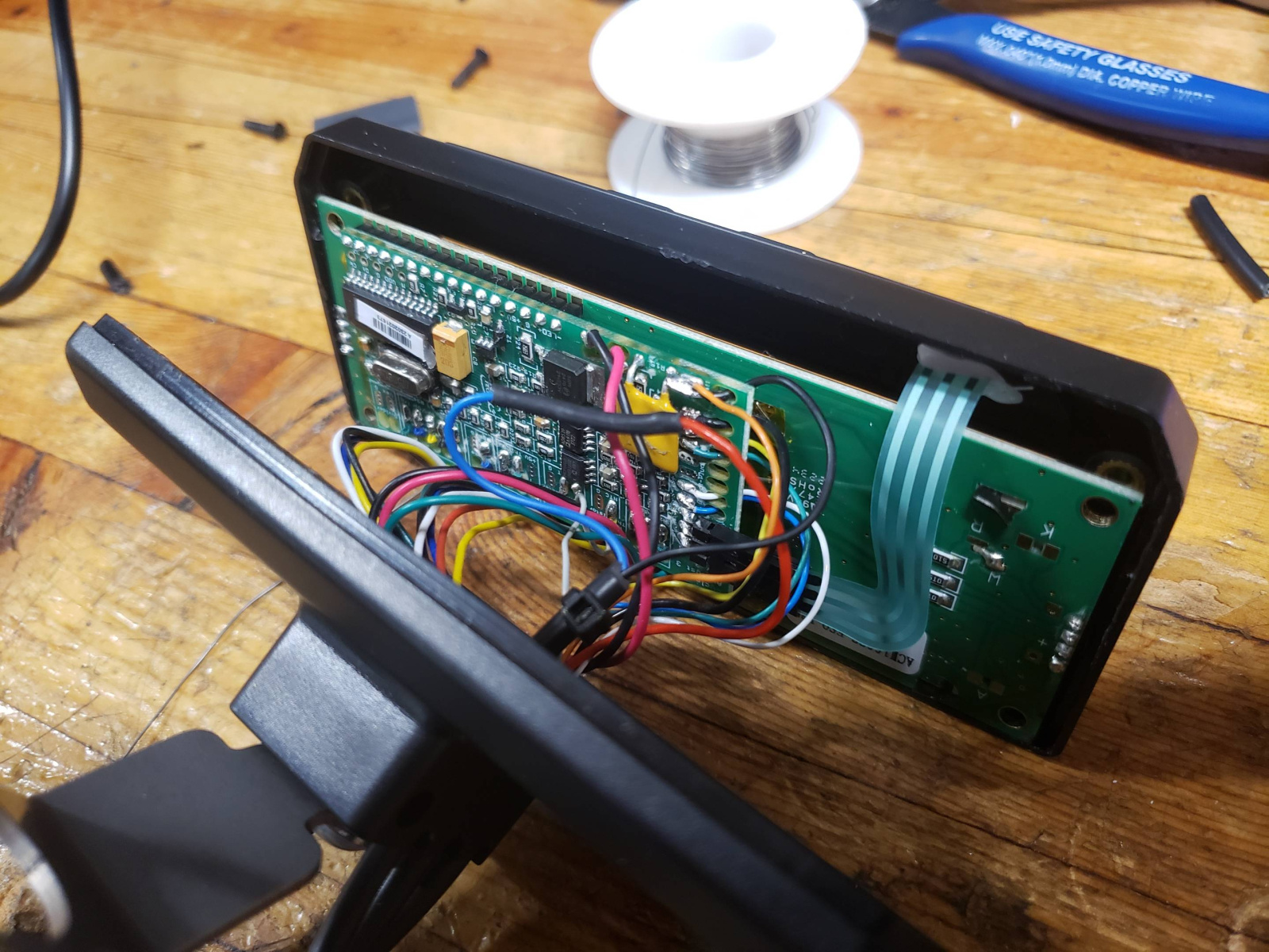 Albert wired the key switch to turn on the CA. In a previous e-bike project he made for me, he integrated this switch directly into the battery housing. I think it's a great feature to have on an e-bike.