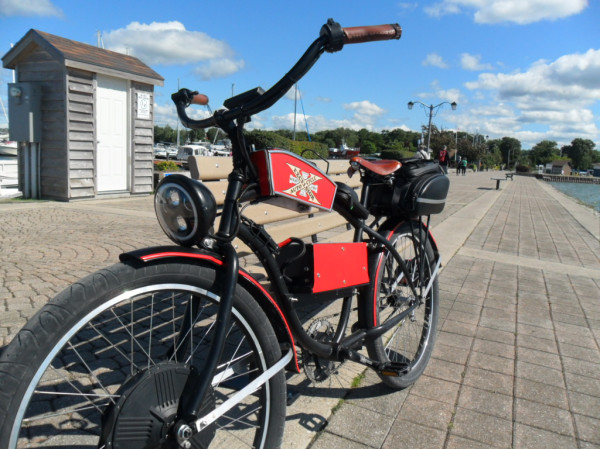 Board Track Racer Replica 