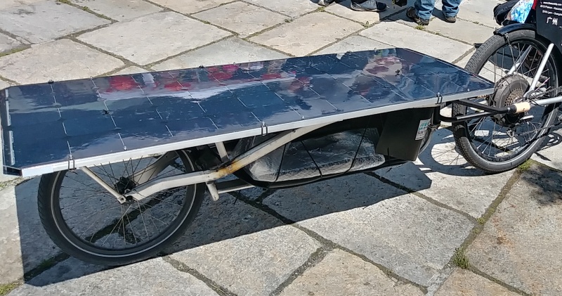 Ralph won the 2018 Suntrip with both a solar trailer (Shown here) and a panel on the front rack of the bike