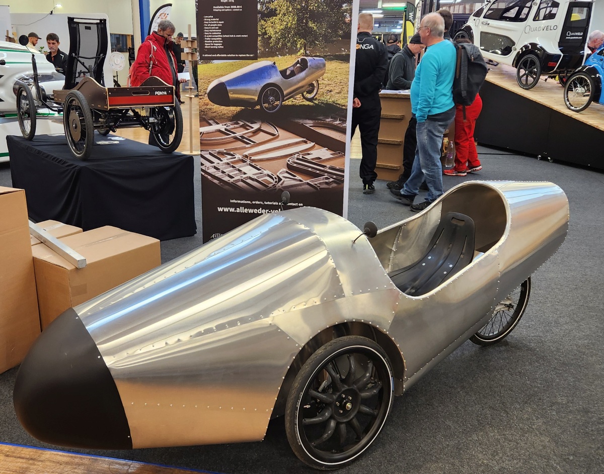 Velomobiles have a strong presence at the show, but the all metal Alleweder is always an eye turner. After falling out of production since the late 1990's, this futuristic sci-fi mobile is available again as a DIY build kit. 